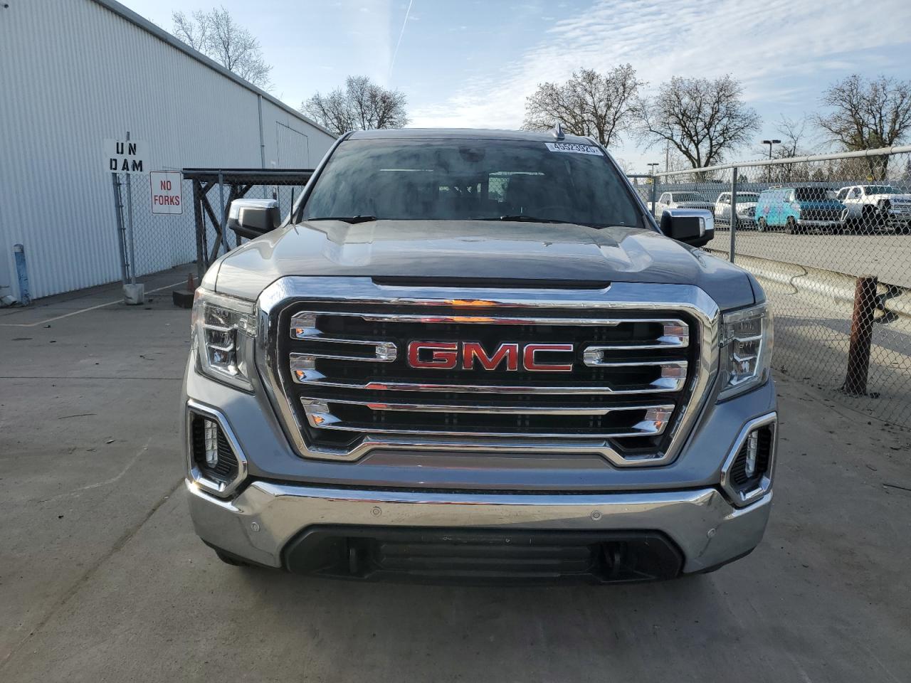 2020 GMC Sierra - Image 5