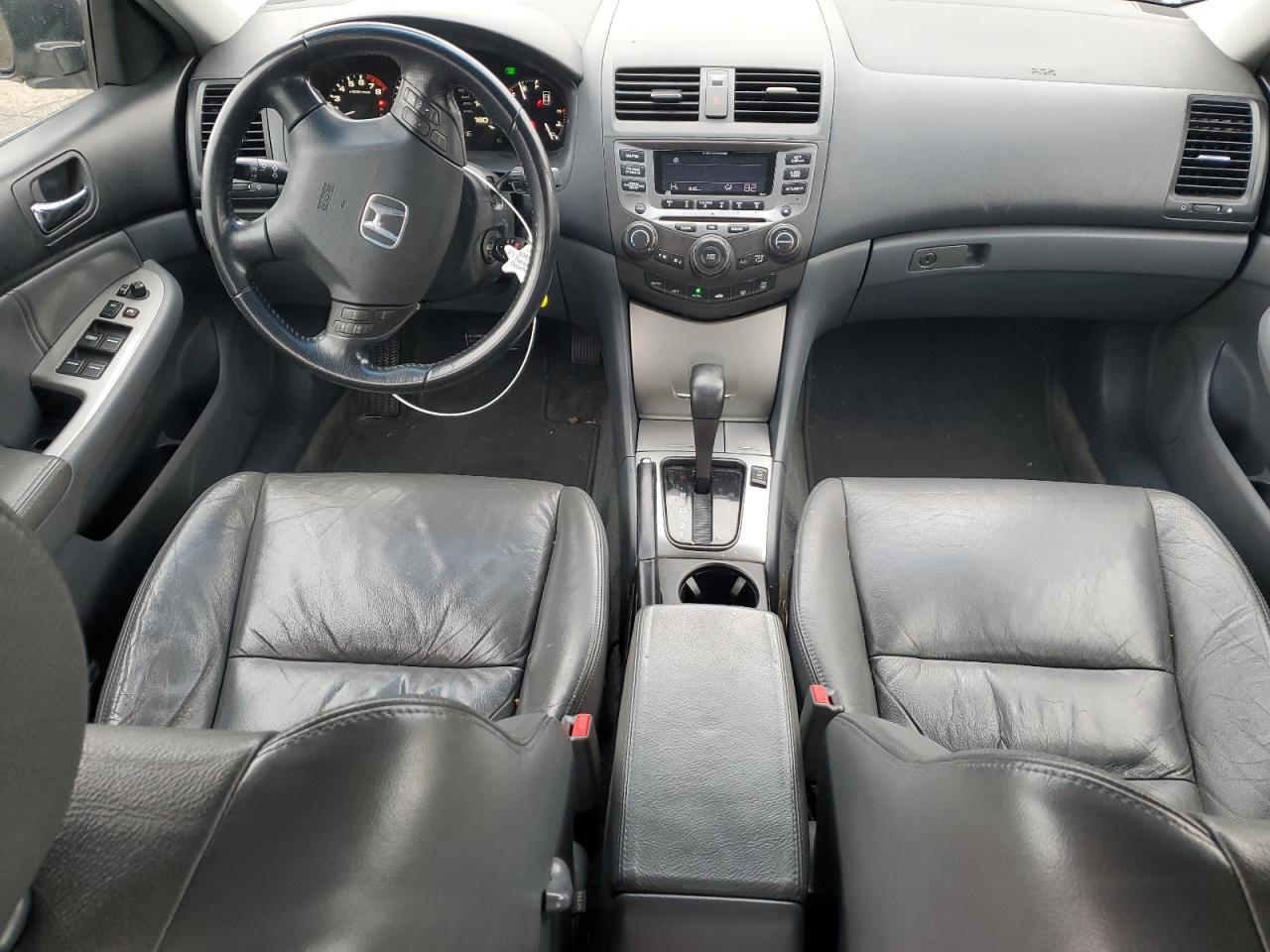 2007 Honda Accord - Image 8