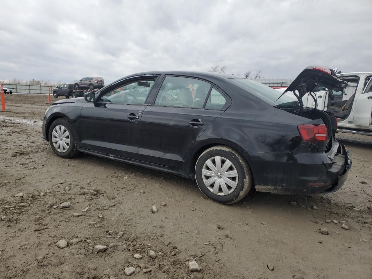 2016 Volkswagen Jetta - Image 2