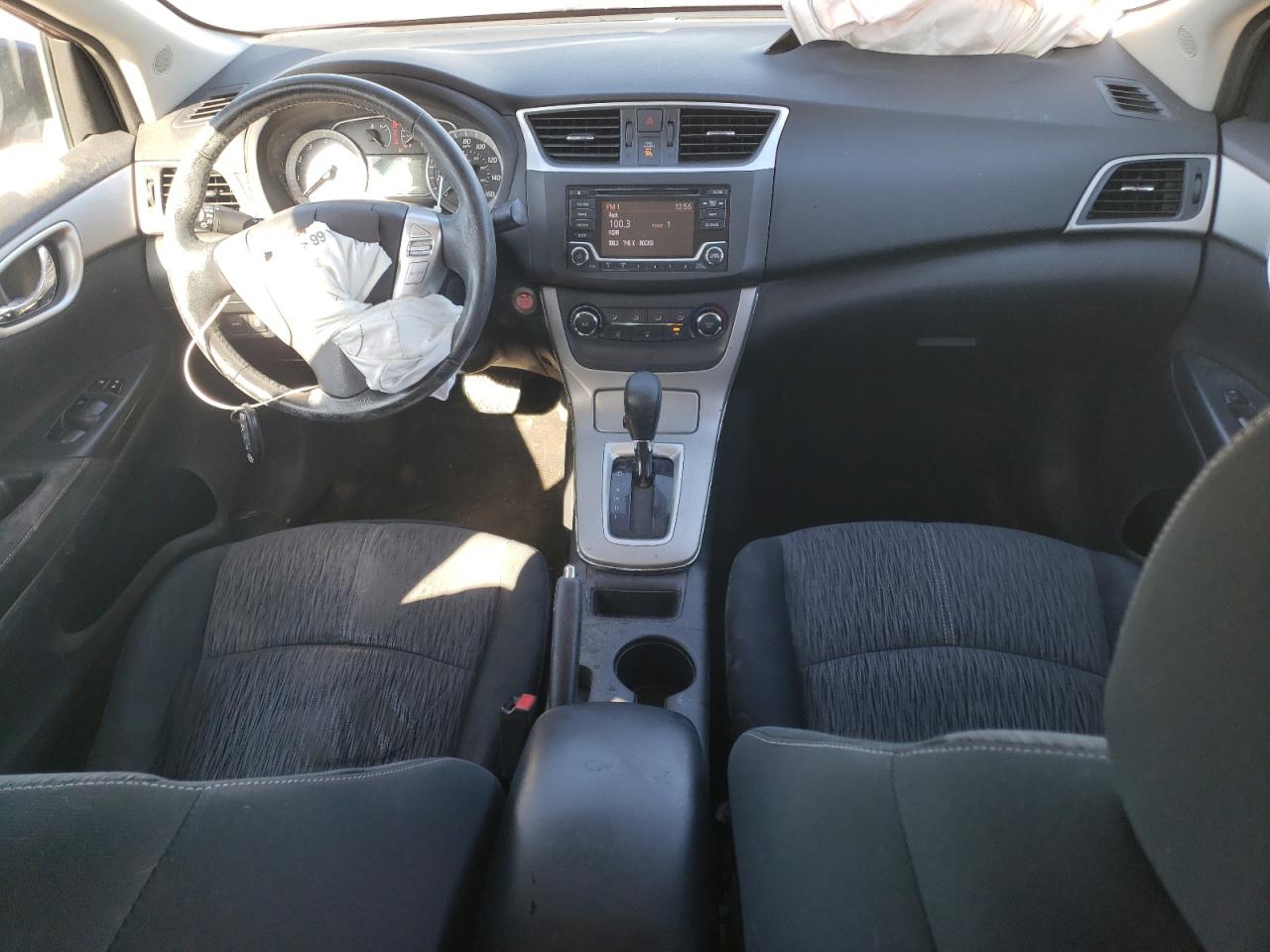 2015 Nissan Sentra - Image 8