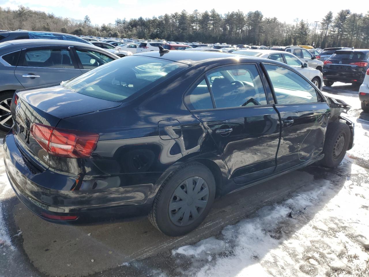 2016 Volkswagen Jetta - Image 3