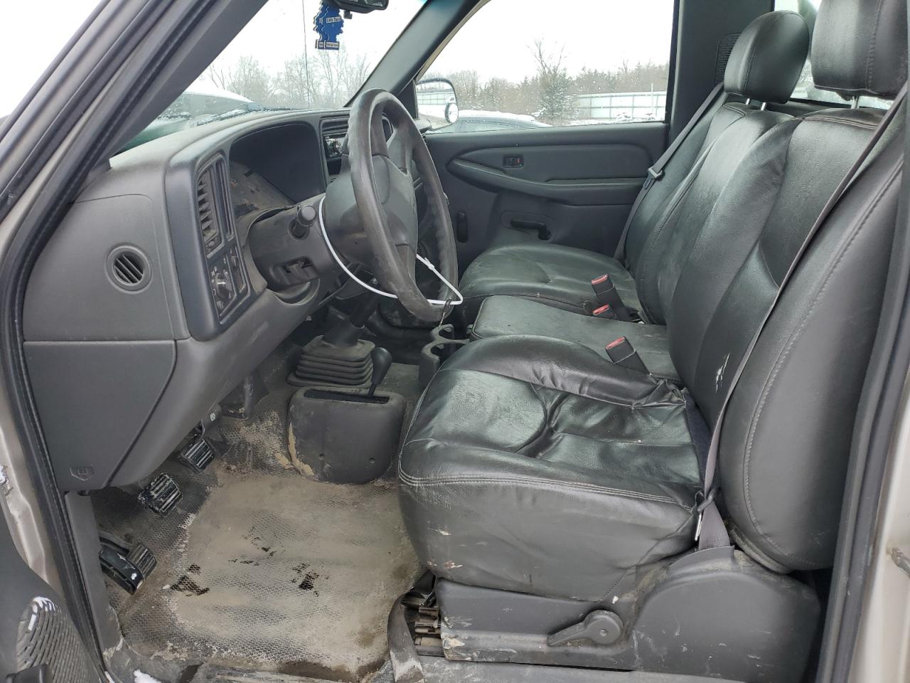2006 Chevrolet Silverado - Image 7