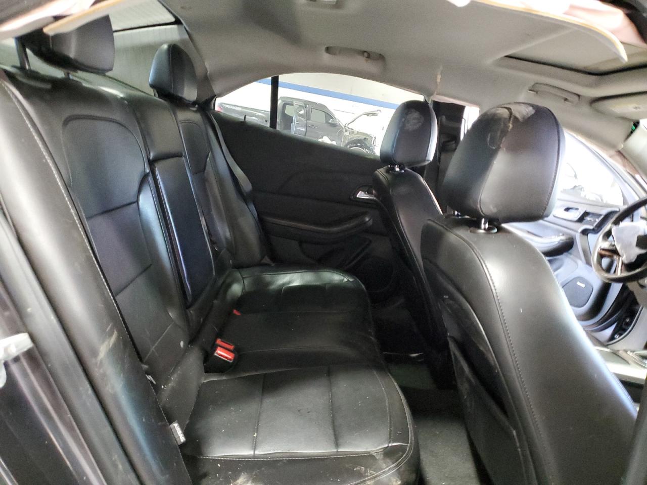 2013 Chevrolet Malibu - Image 10