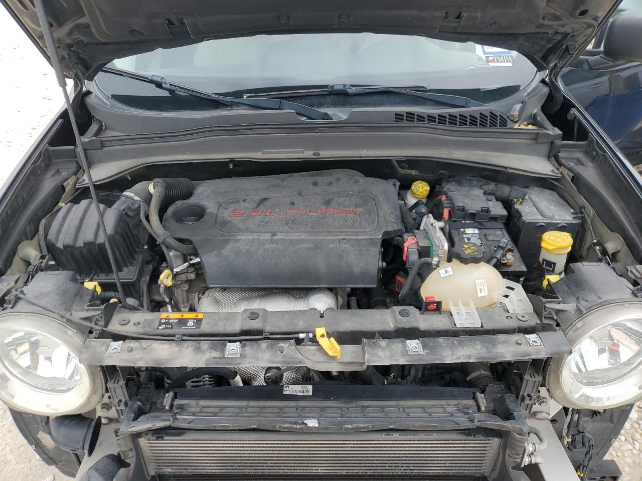 2017 Jeep Renegade - Image 12