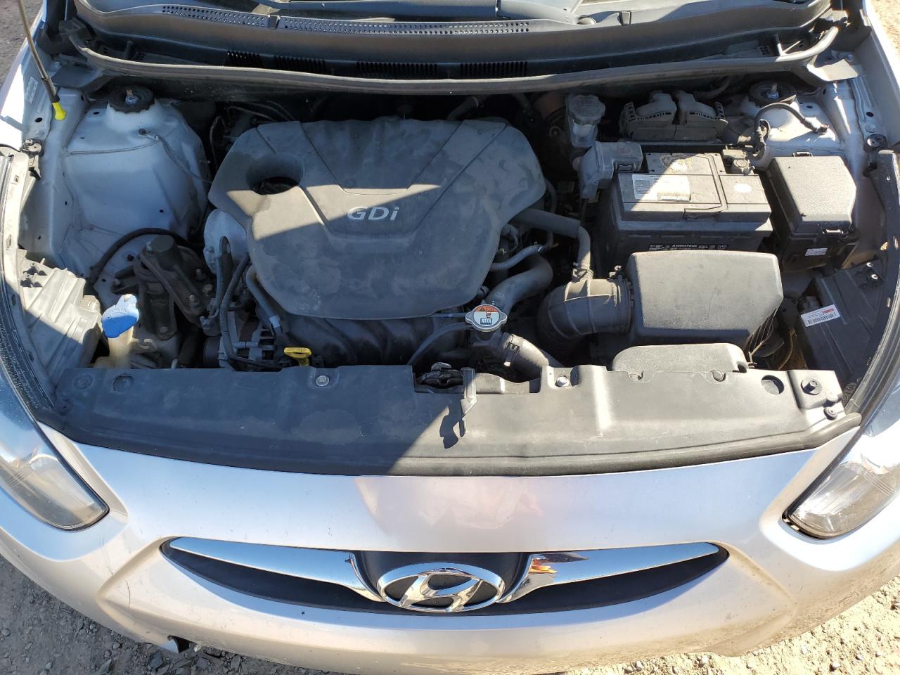 2014 Hyundai Accent - Image 12