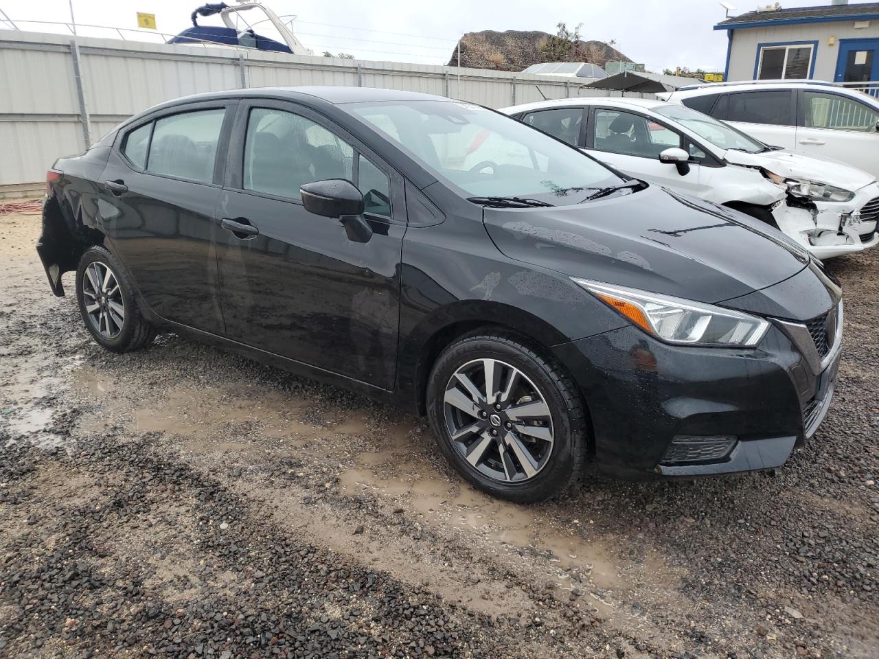 2021 Nissan Versa - Image 4
