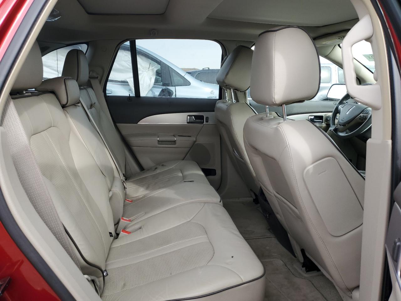 2015 Lincoln MKX - Image 10