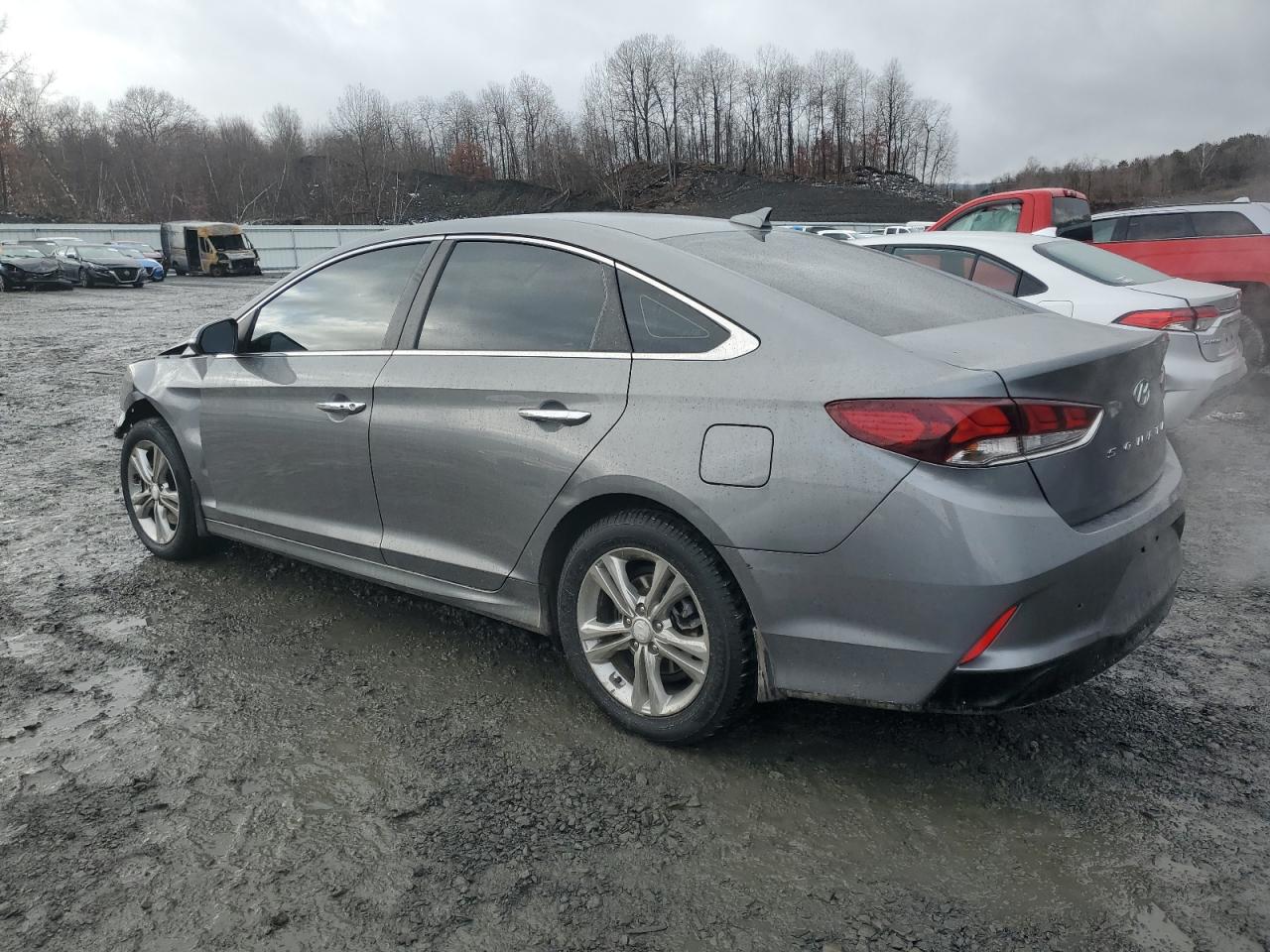 2018 Hyundai Sonata - Image 2
