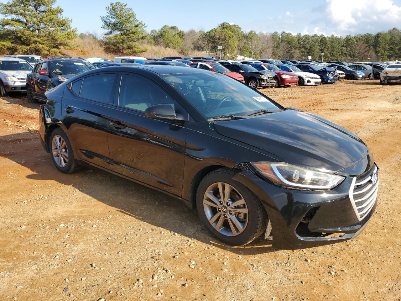 2018 Hyundai Elantra - Image 4