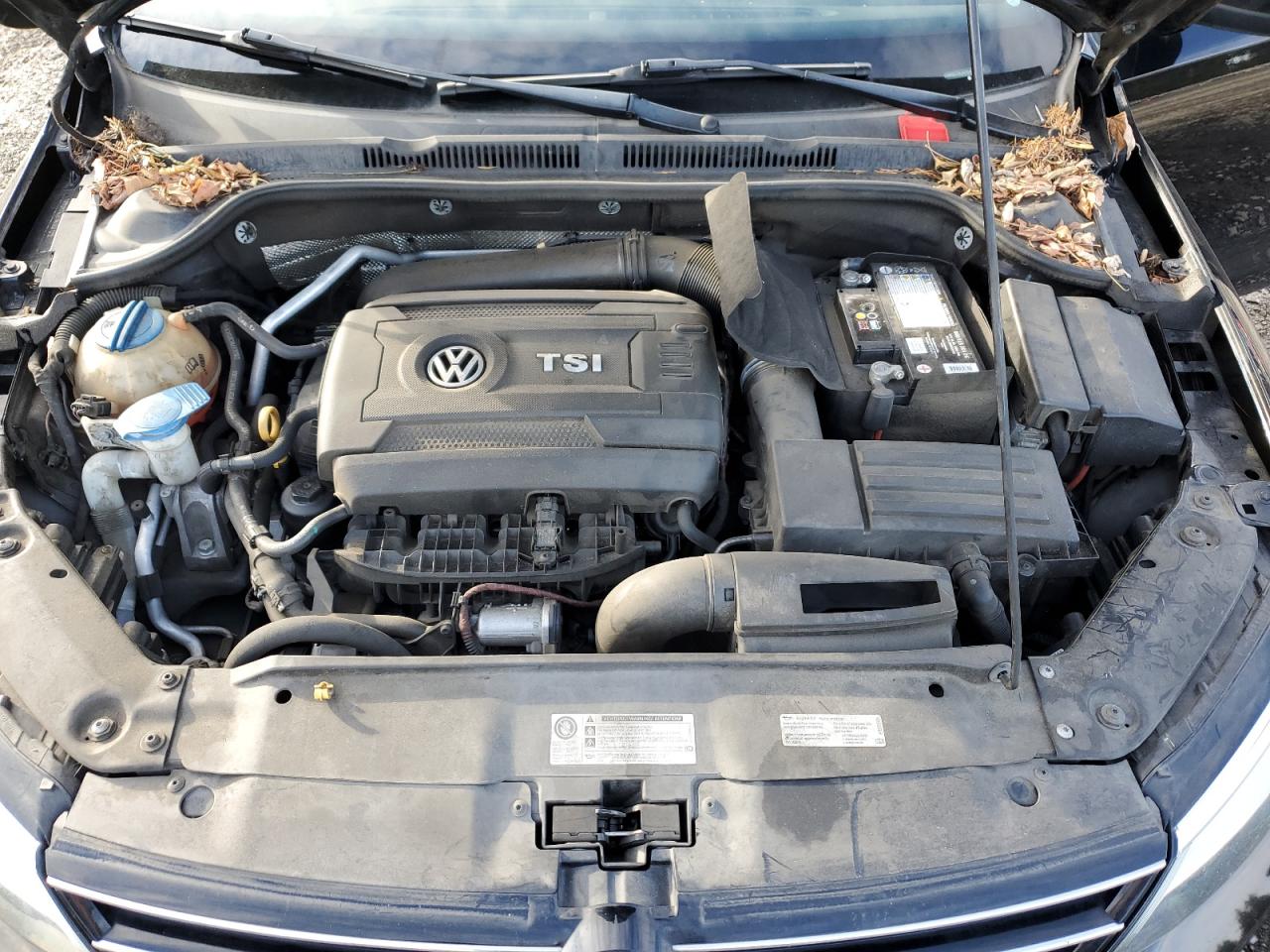 2016 Volkswagen Jetta - Image 11