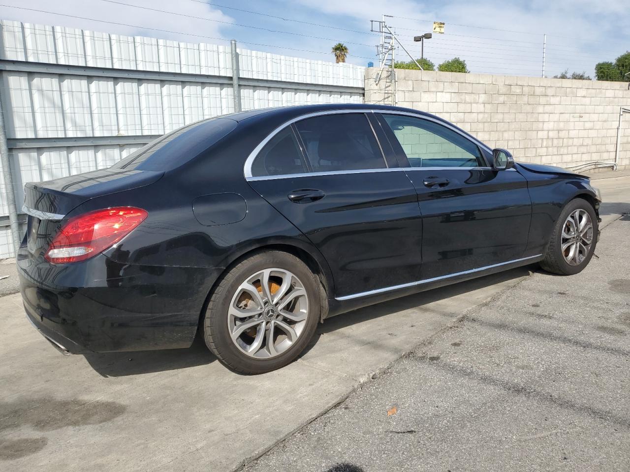 2018 Mercedes-Benz C-klasse - Image 3