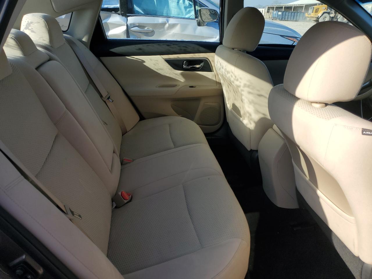 2015 Nissan Altima - Image 10