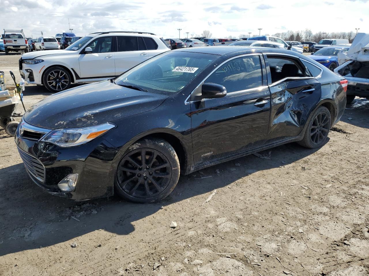 2015 Toyota Avalon - Image 1