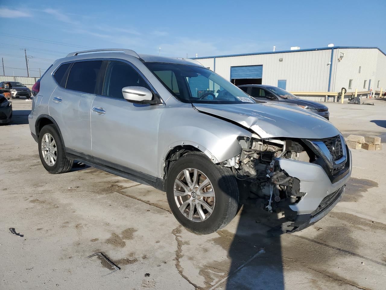 2018 Nissan Rogue - Image 4