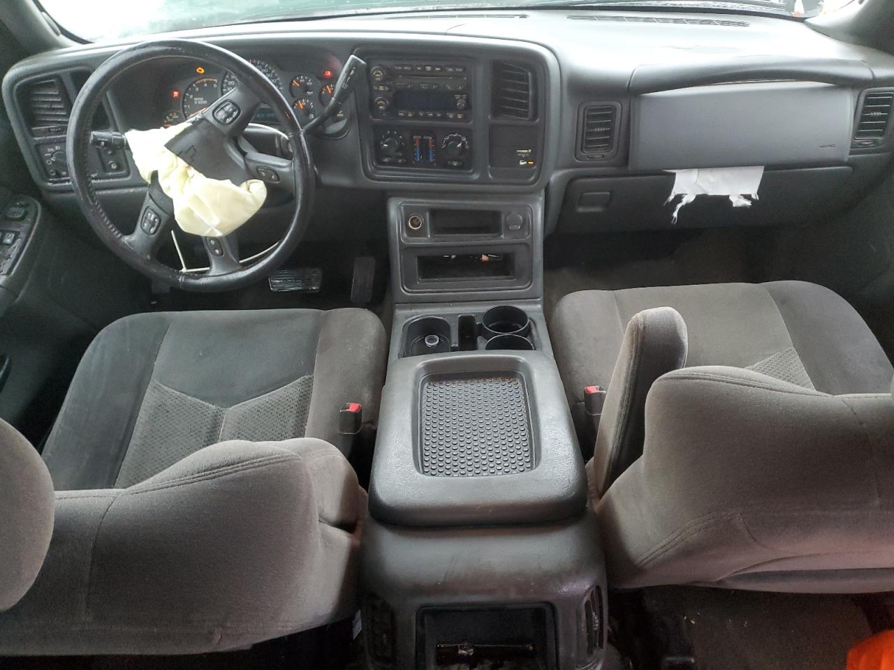 2005 Chevrolet Silverado - Image 8