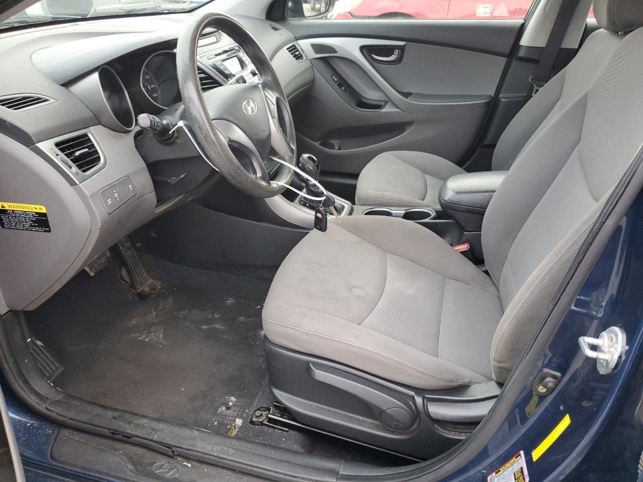 2014 Hyundai Elantra - Image 7