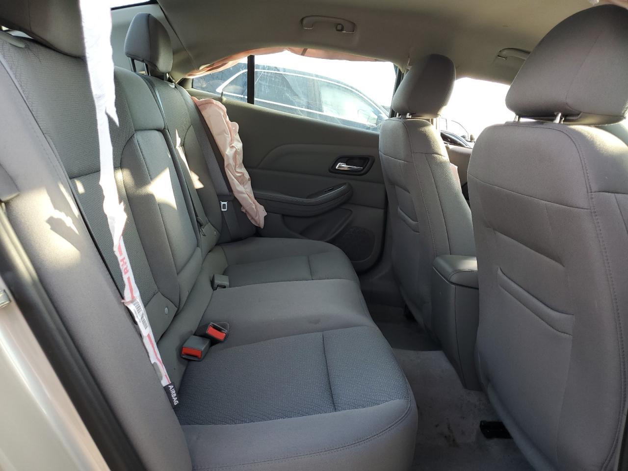 2014 Chevrolet Malibu - Image 11