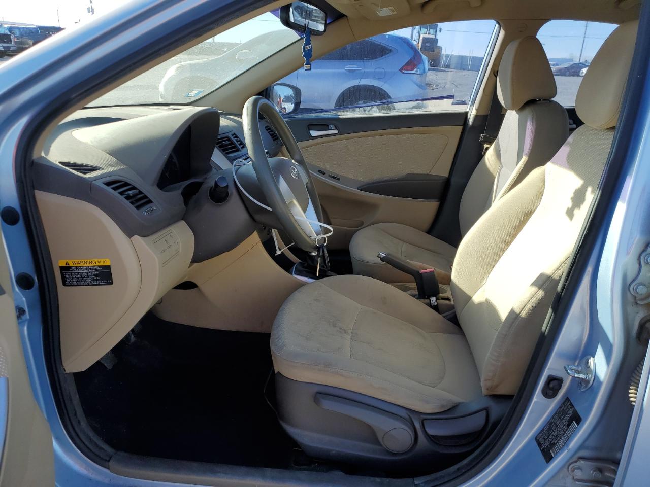 2013 Hyundai Accent - Image 7