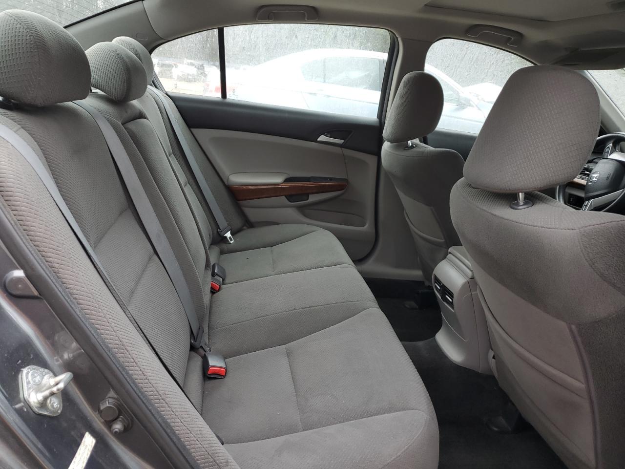 2012 Honda Accord - Image 11