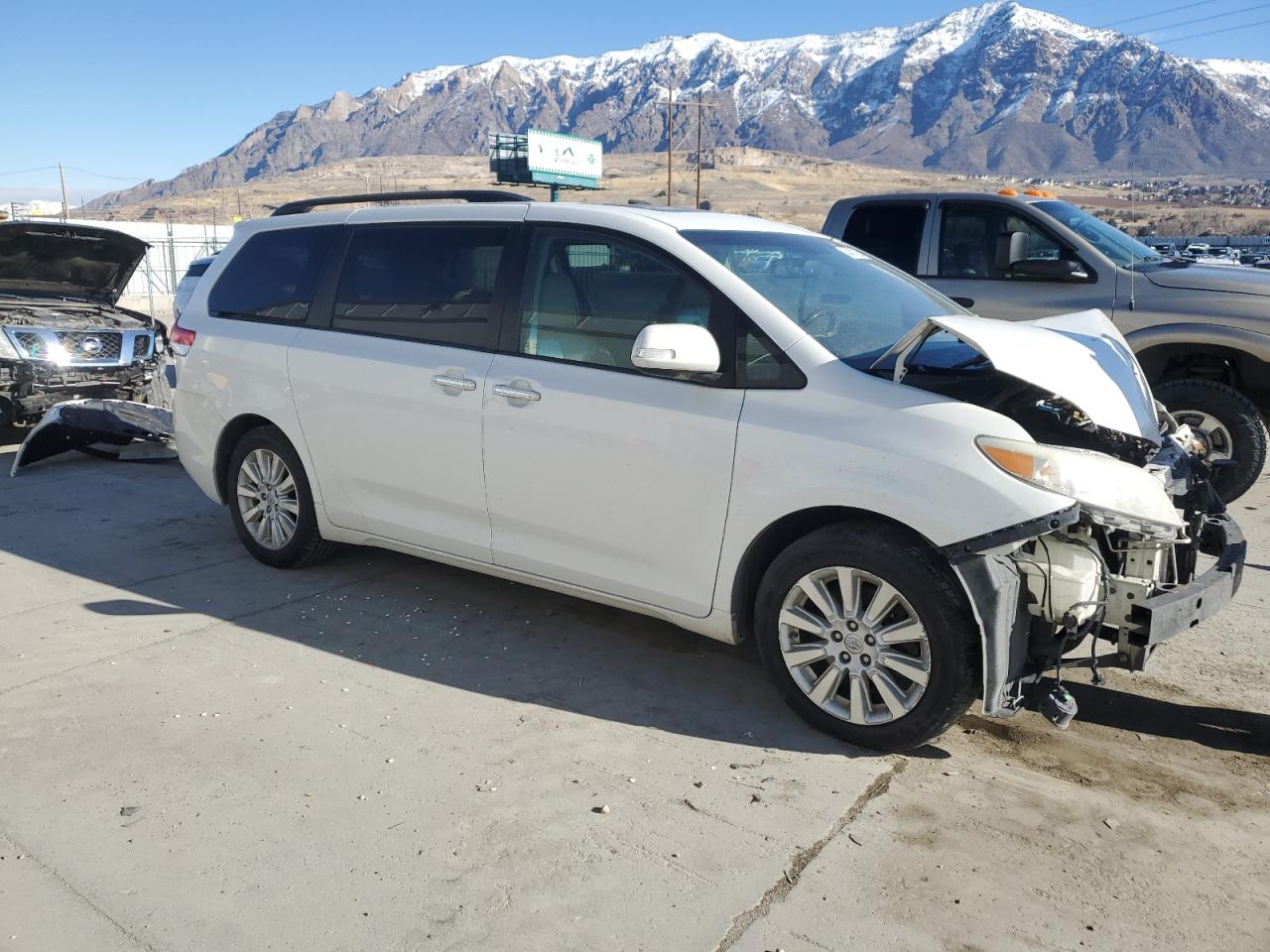 2014 Toyota Sienna - Image 4
