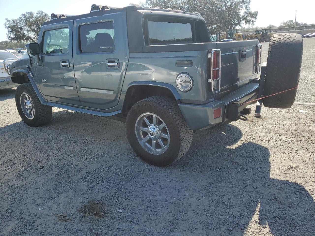 2007 Hummer H2 - Image 2