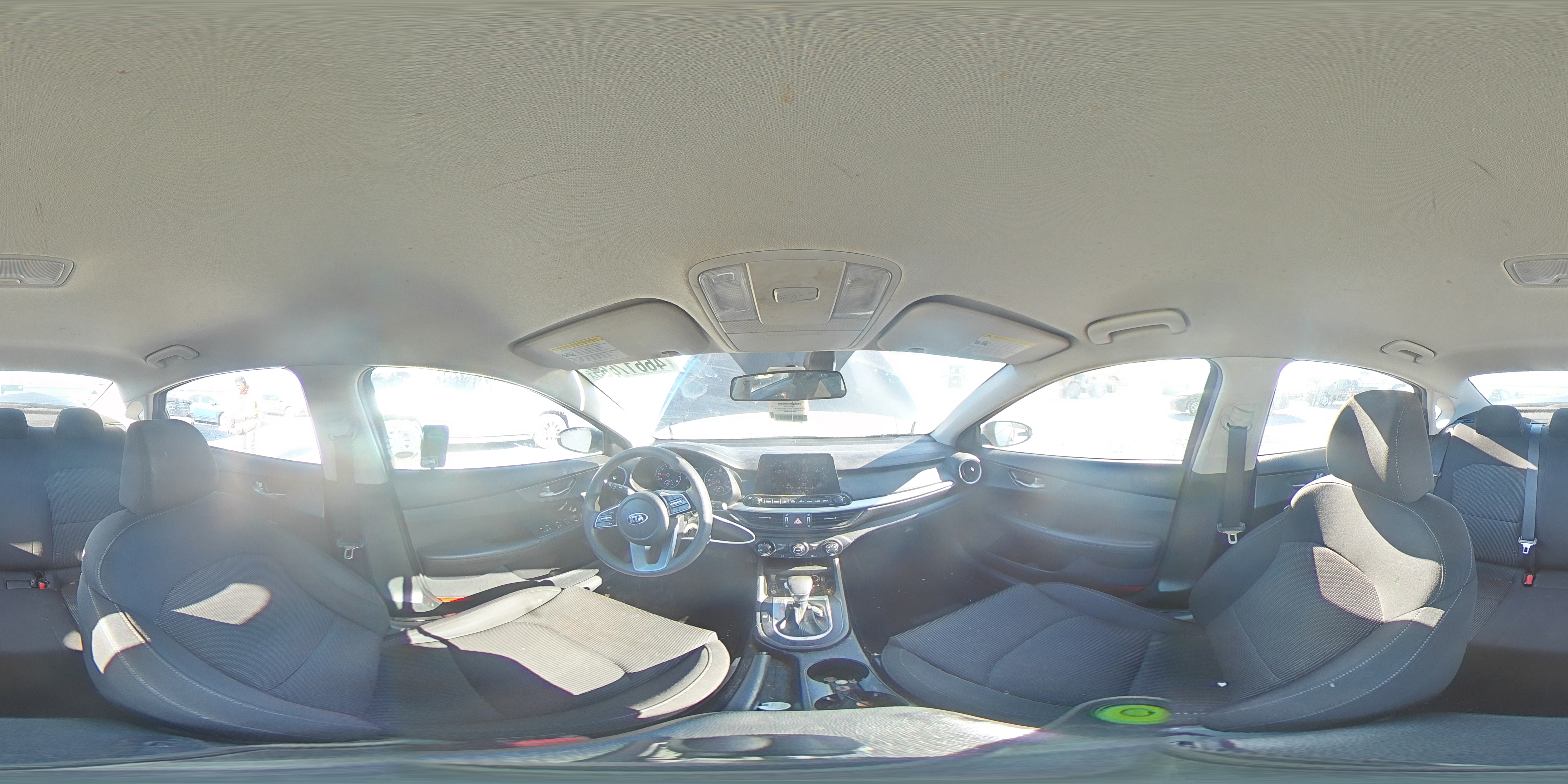 2020 Kia Forte - Image 12