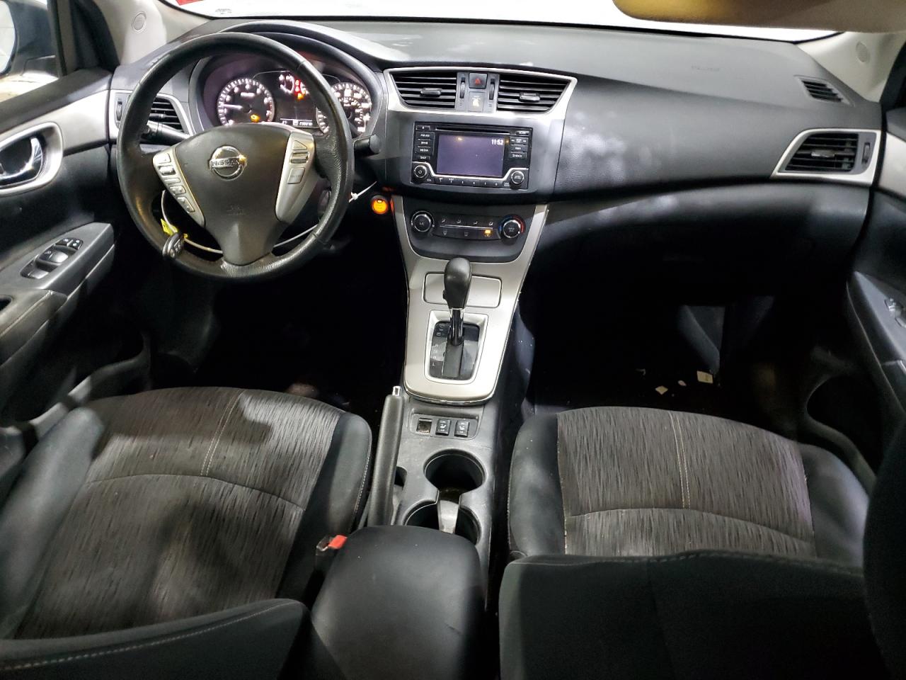 2015 Nissan Sentra - Image 8