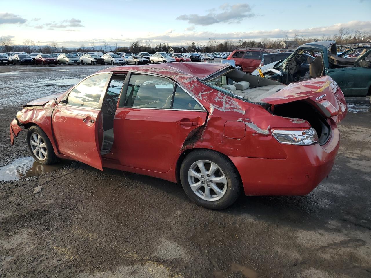 2009 Toyota Camry - Image 2