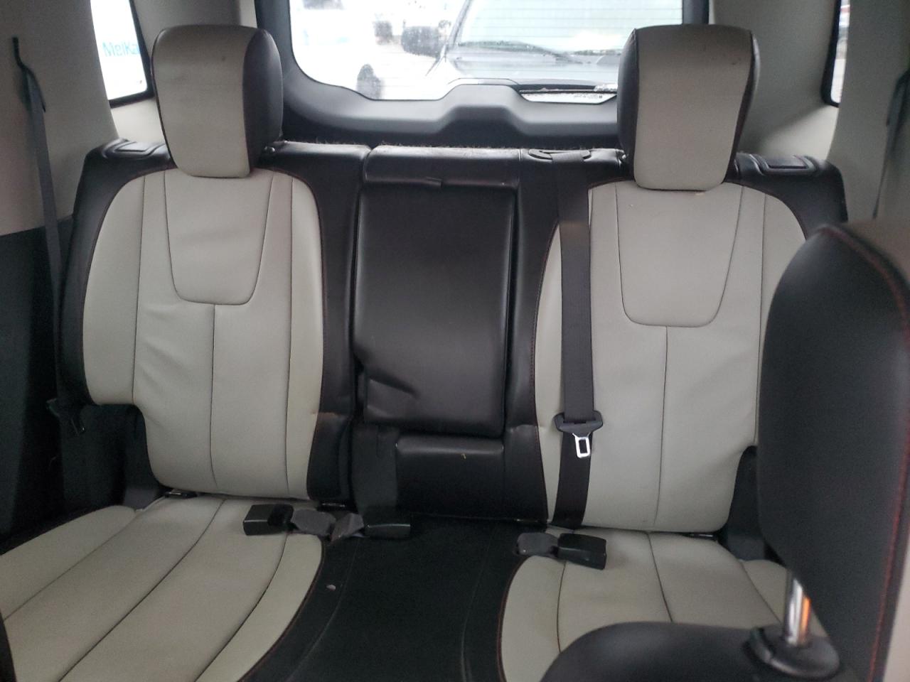 2012 GMC Terrain - Image 10