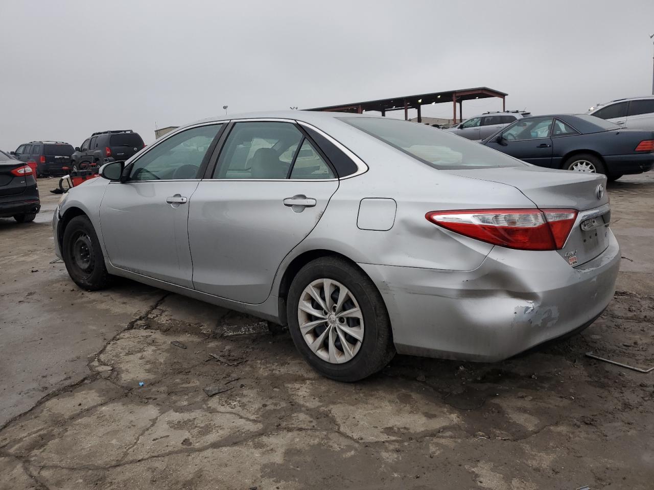 2015 Toyota Camry - Image 2