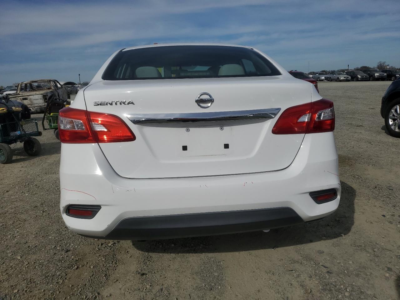 2017 Nissan Sentra - Image 6