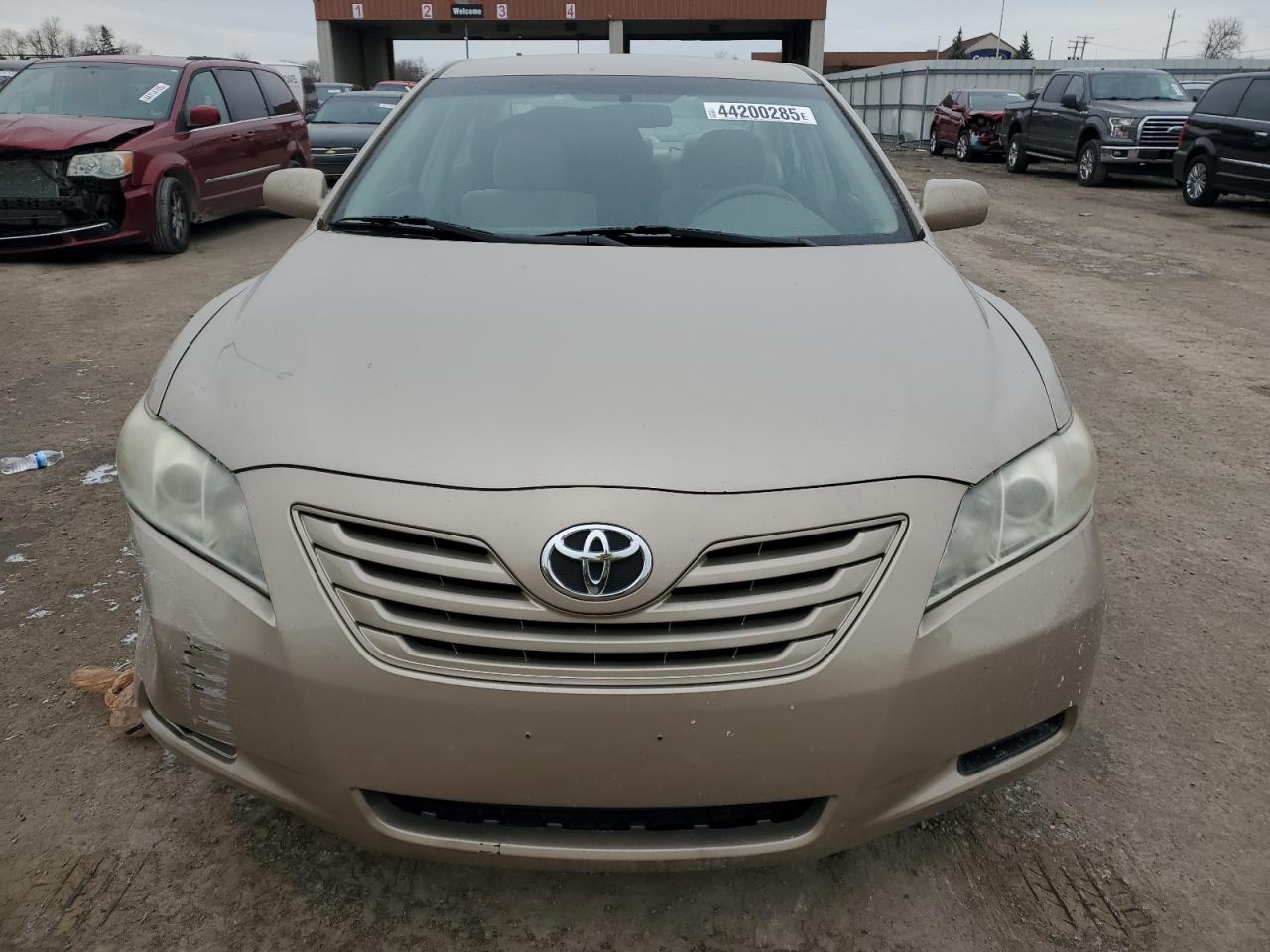 2009 Toyota Camry - Image 5