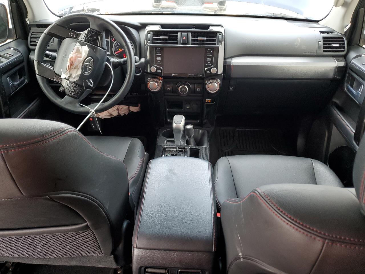 2020 Toyota 4Runner - Image 8