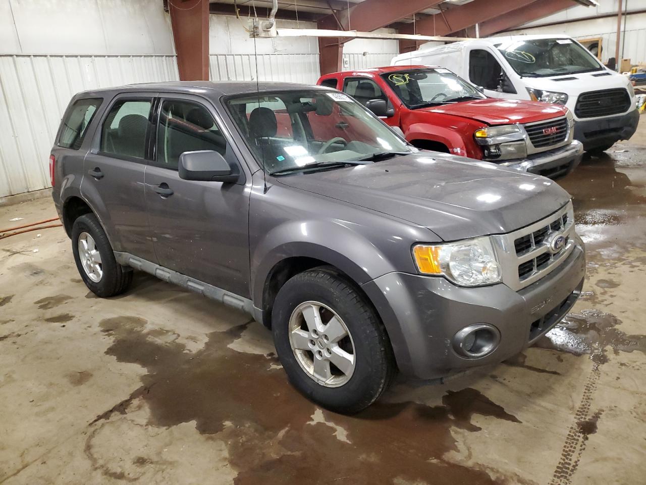 2010 Ford Escape - Image 4