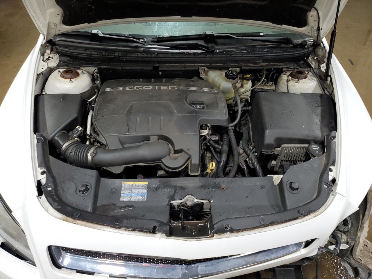 2010 Chevrolet Malibu - Image 11