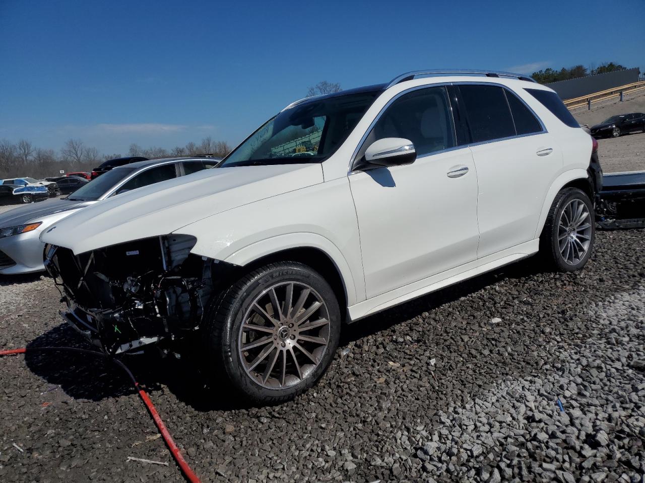 2022 Mercedes-Benz GLE - Image 1