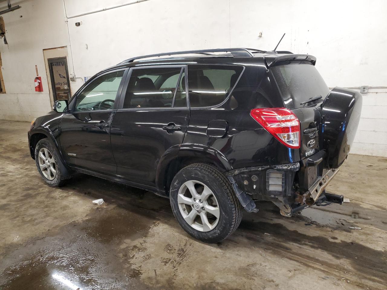 2012 Toyota RAV 4 - Image 2