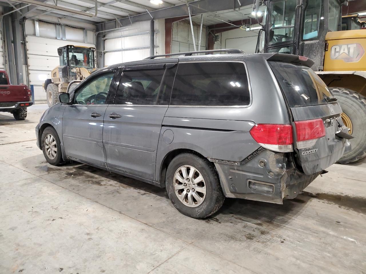 2010 Honda Odyssey - Image 2