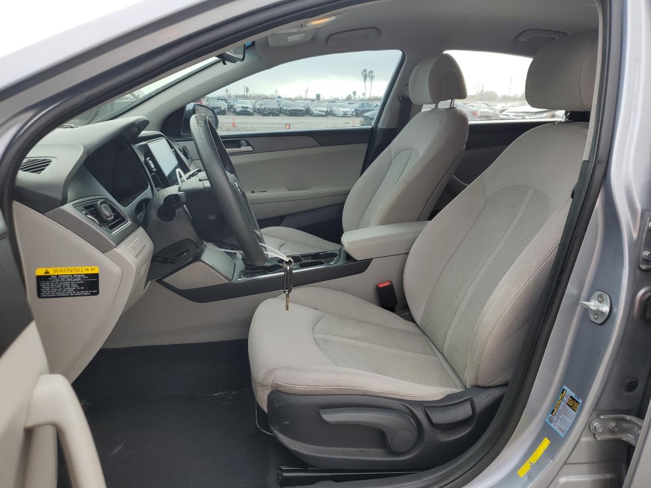 2016 Hyundai Sonata - Image 7