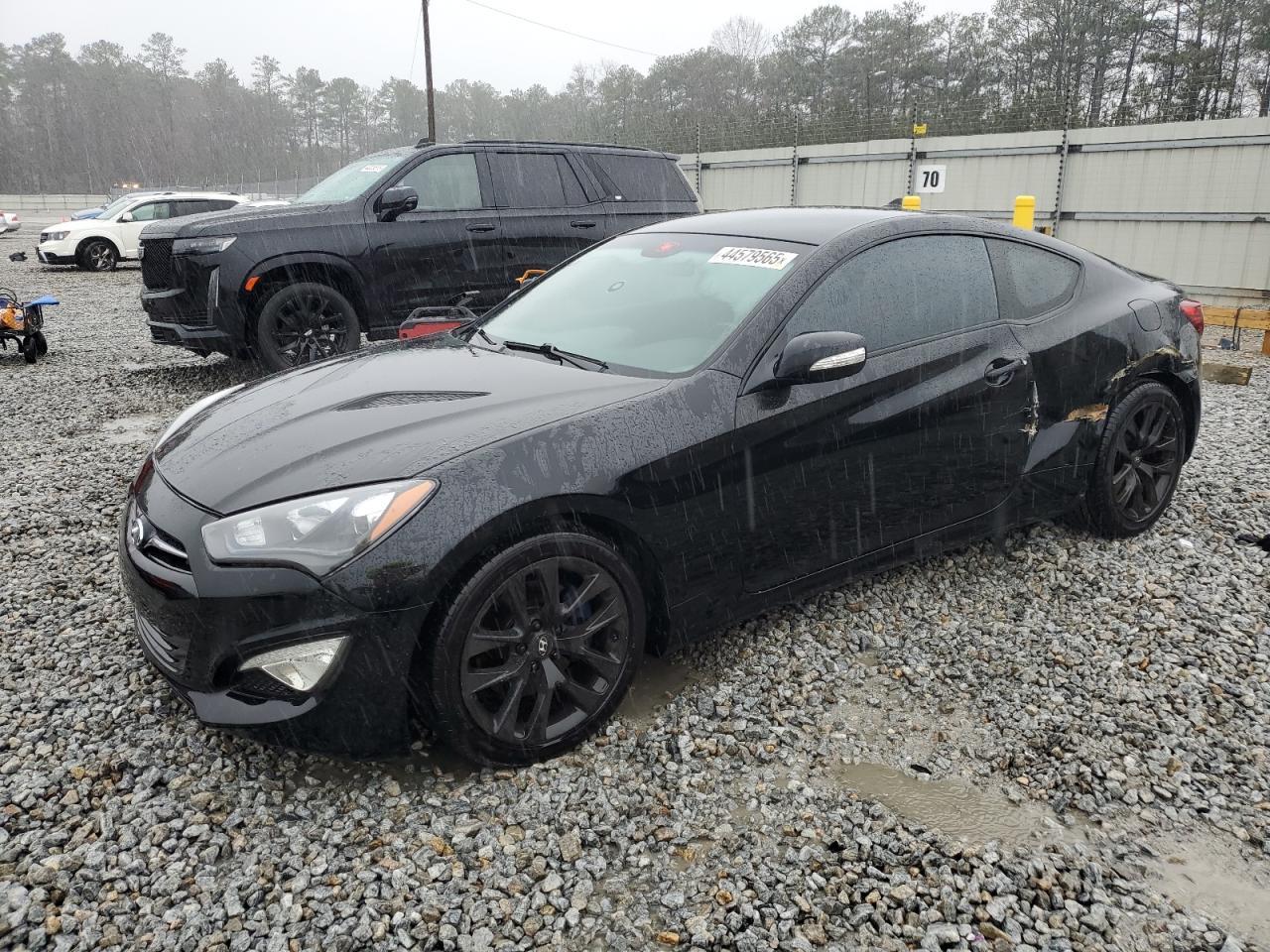 2015 Hyundai Genesis - Image 1