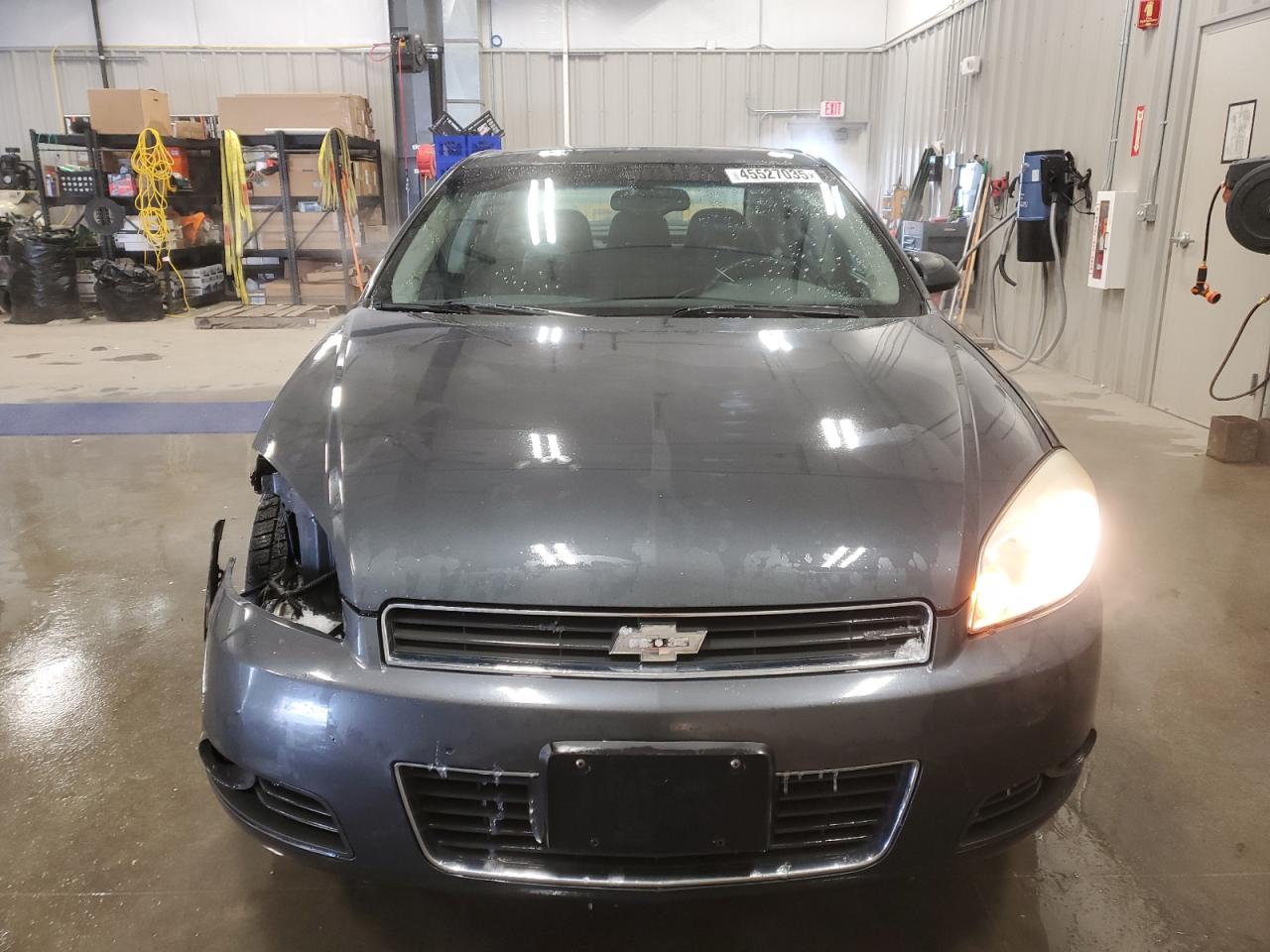 2011 Chevrolet Impala - Image 5