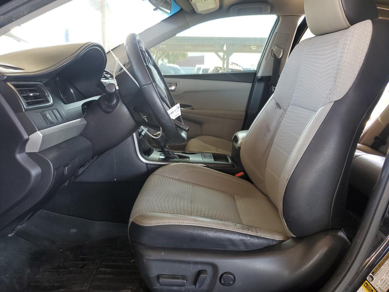 2015 Toyota Camry - Image 7