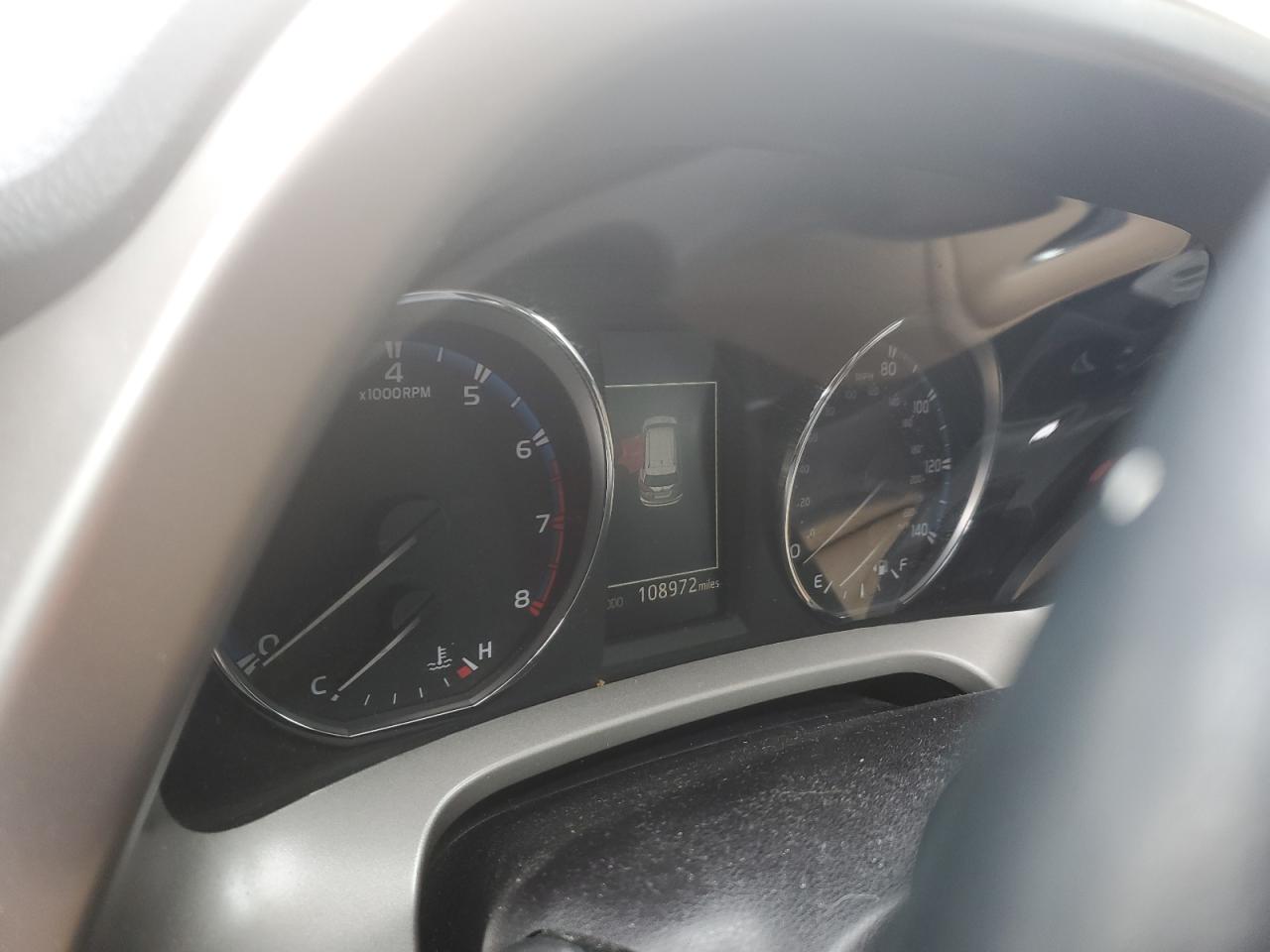 2016 Toyota RAV 4 - Image 9