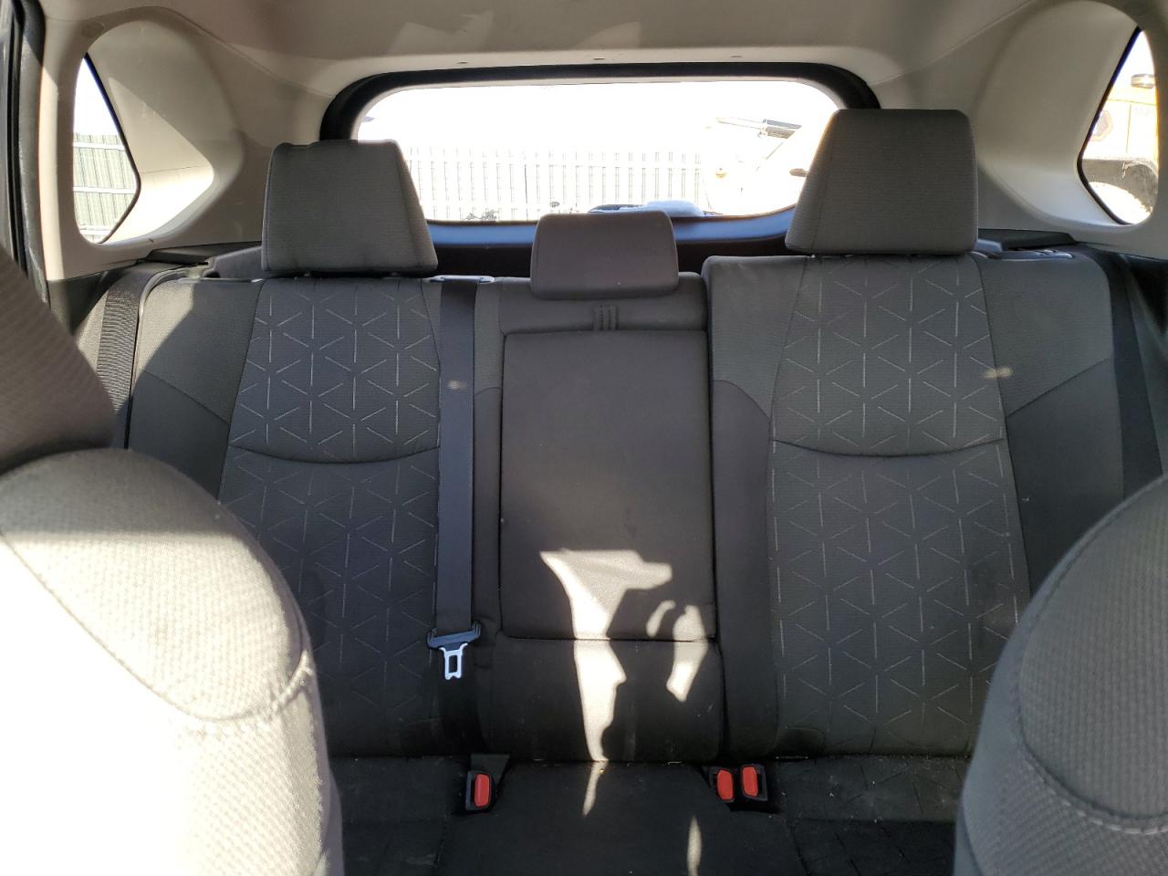 2022 Toyota RAV 4 - Image 10