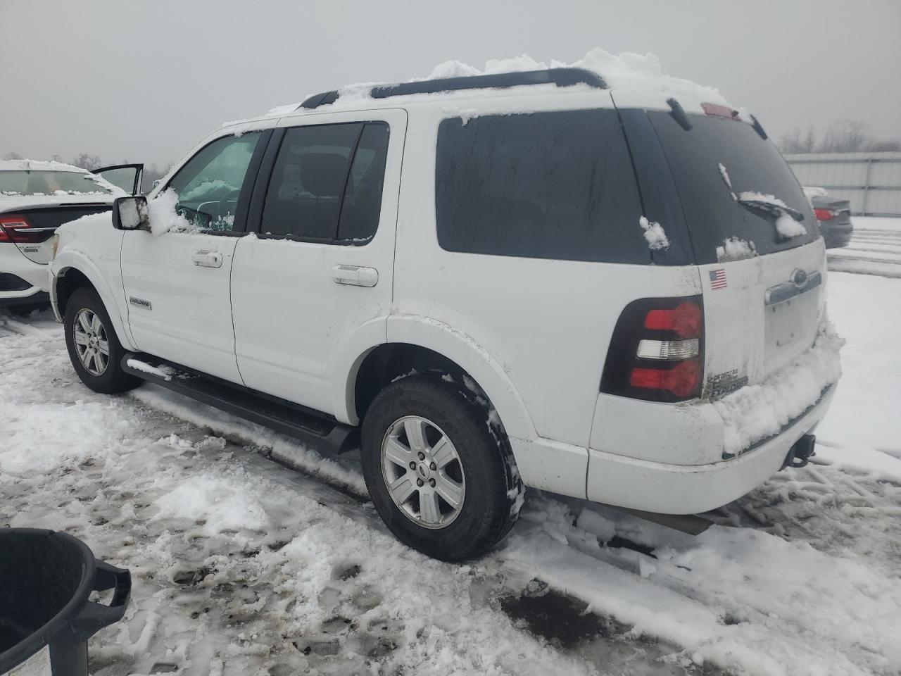 2008 Ford Explorer - Image 2