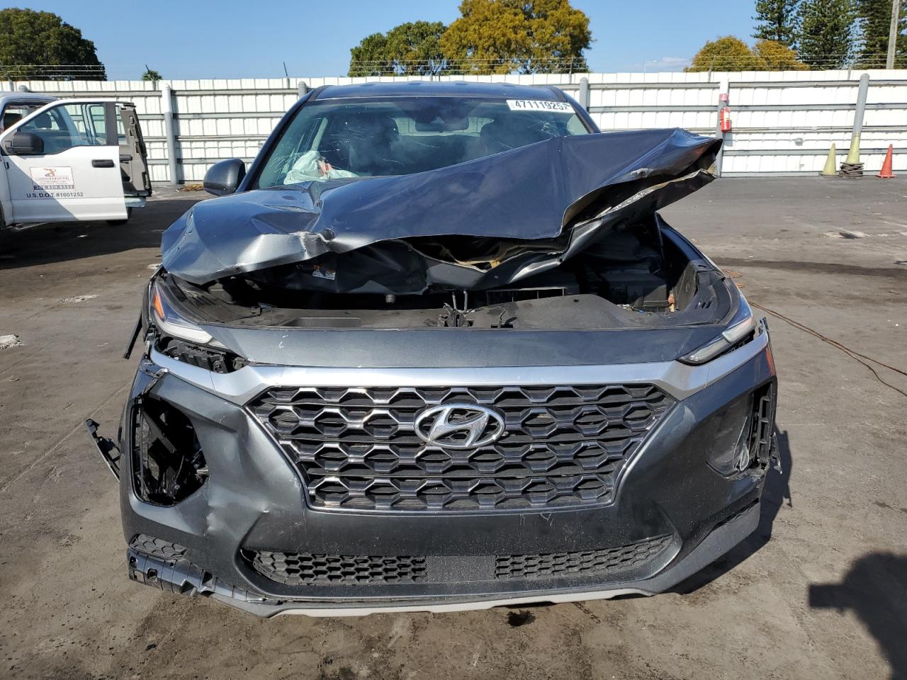 2020 Hyundai Santa Fe - Image 5