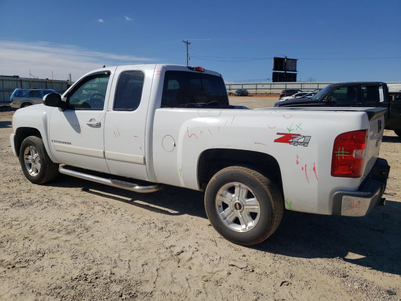 2008 Chevrolet Silverado - Image 2