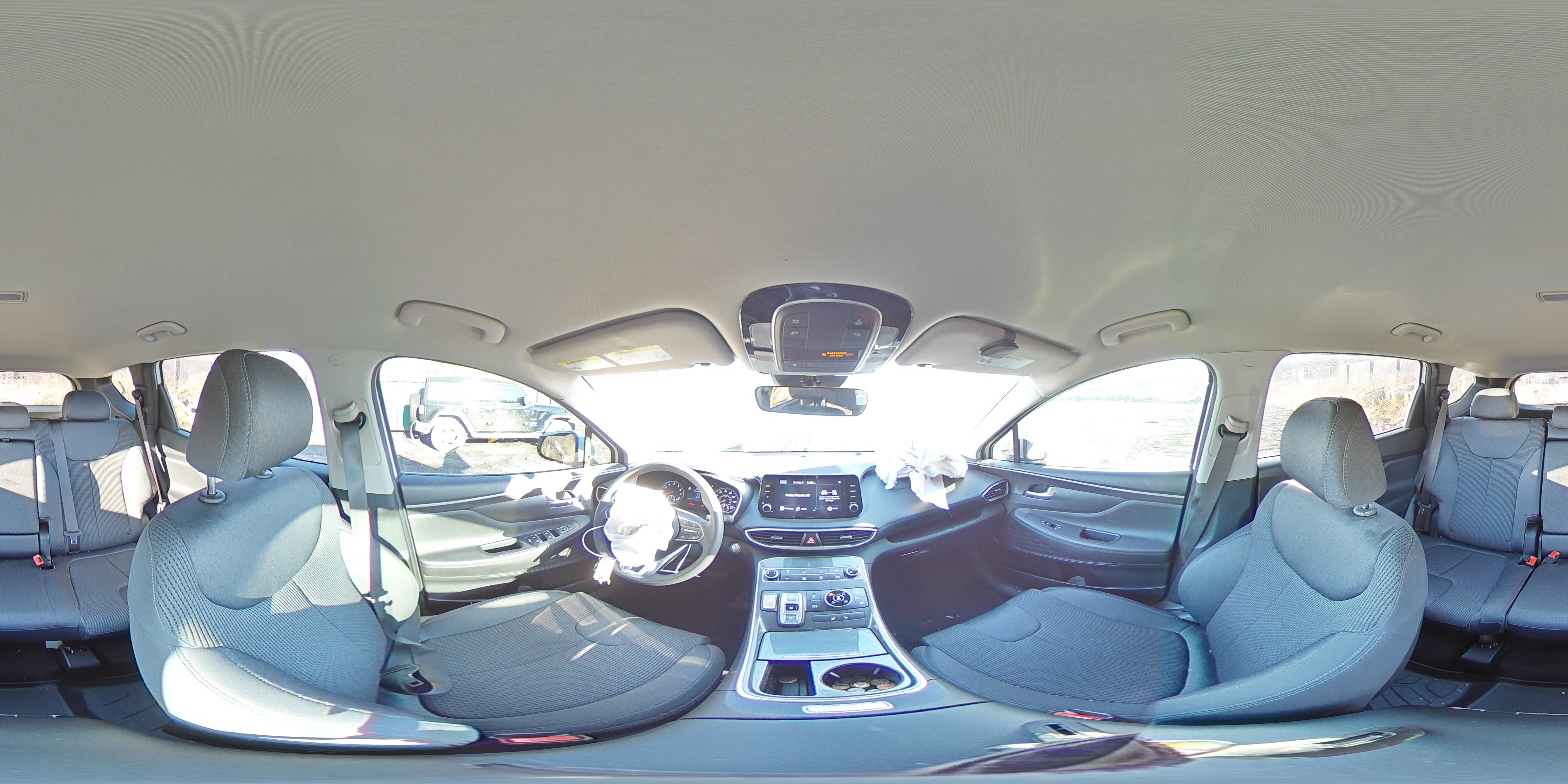 2021 Hyundai Santa Fe - Image 13