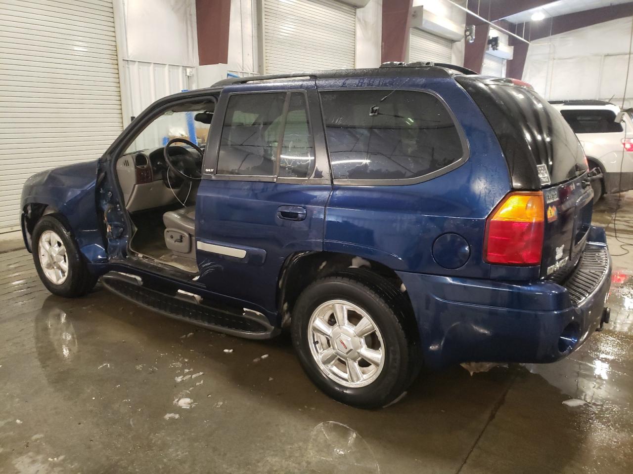 2003 GMC Envoy - Image 2