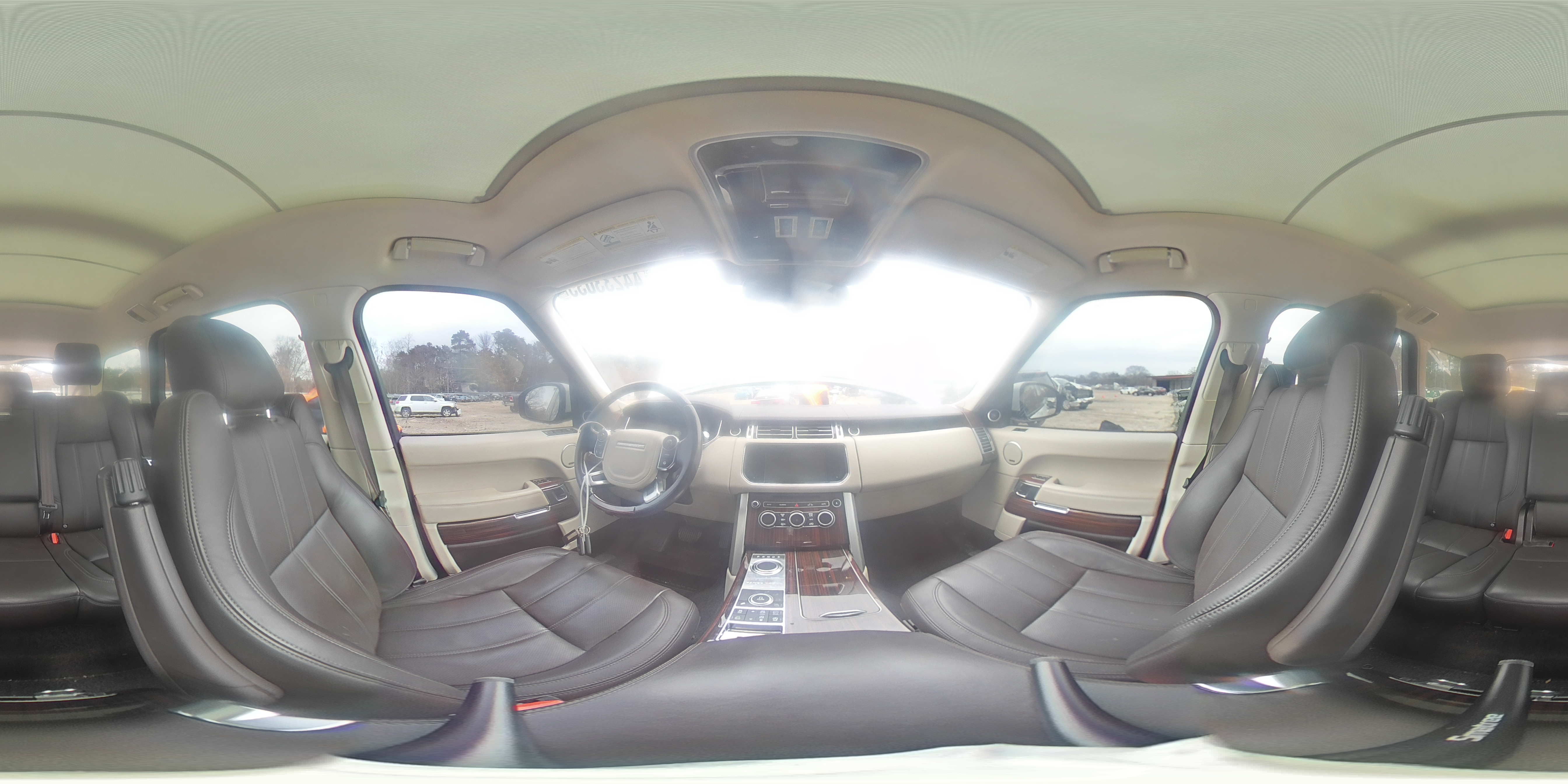 2016 Land Rover Range Rover - Image 13